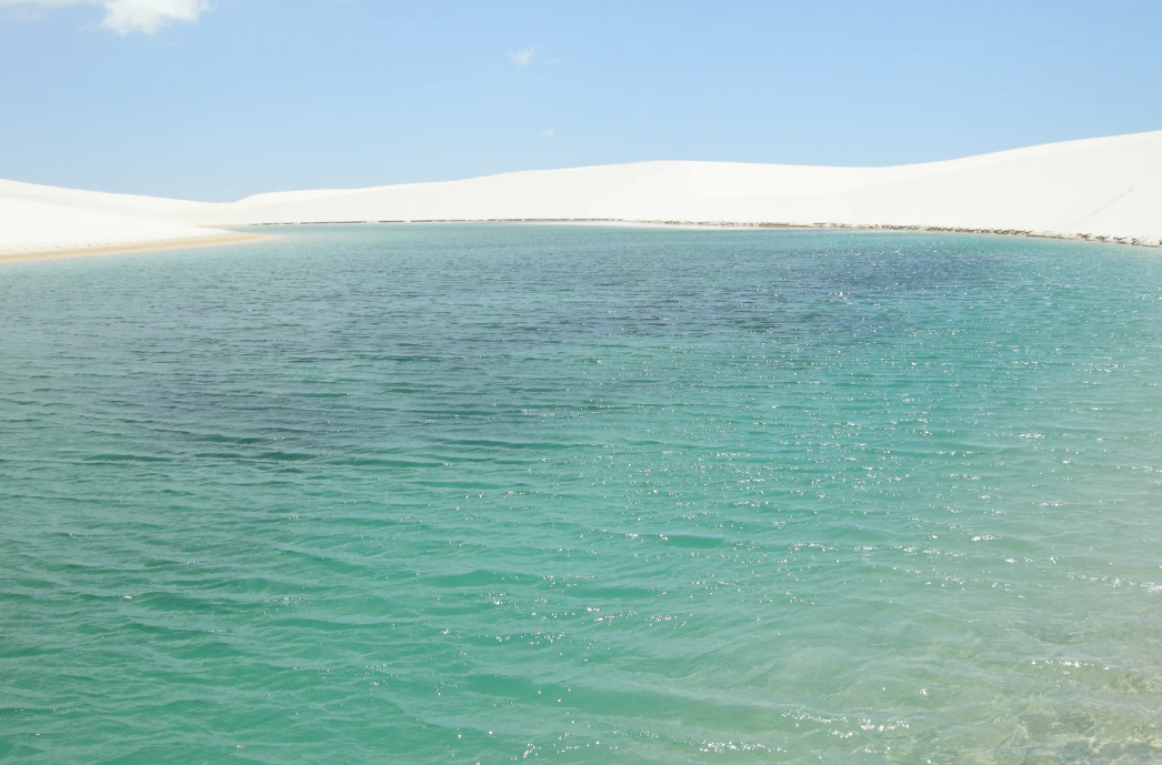 Leia mais sobre o artigo Lagoa Azul Lençóis Maranhenses: Paraíso escondido